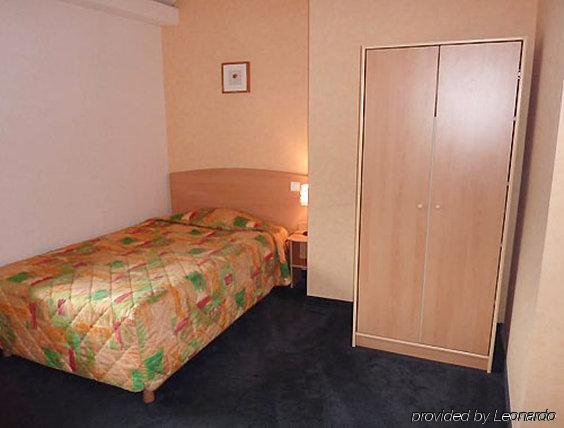 Cit'hotel De La Vallee Hotel